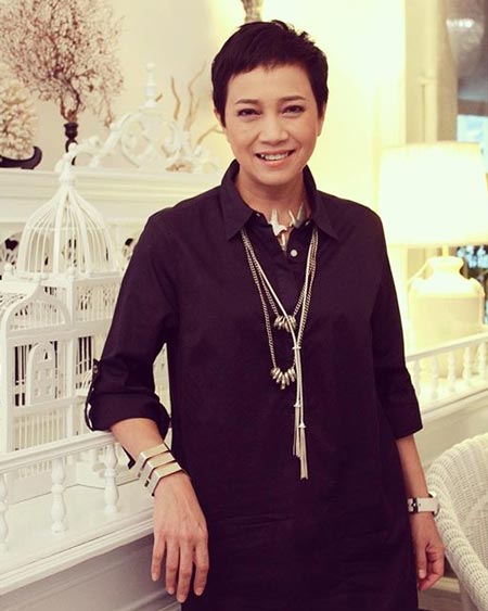 แอม เสาวลักษณ์ แอม เสาวลักษณ์