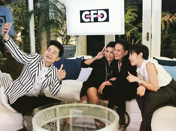 แอม เสาวลักษณ์ แอม เสาวลักษณ์