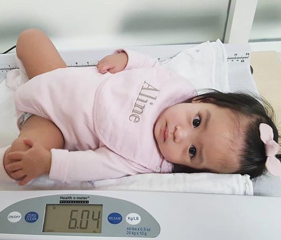 หมอโอ๊ค โอปอล์ น้องอลิน หมอโอ๊ค โอปอล์ น้องอลิน