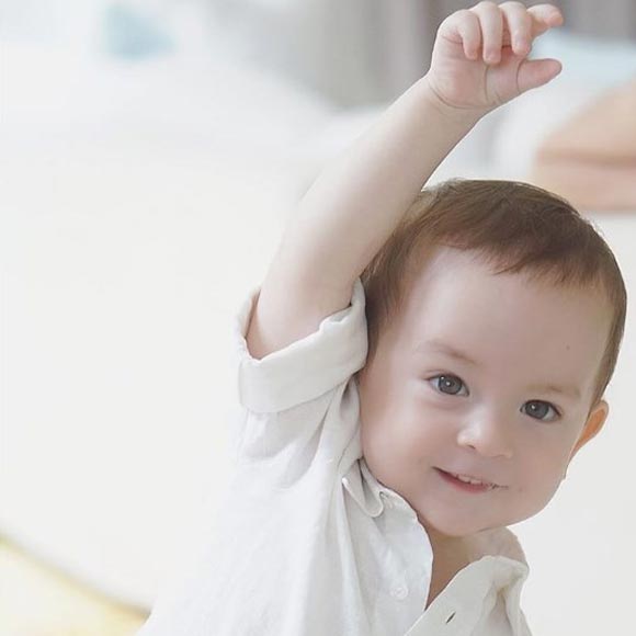 น้องลูก้า ลูกชาย พอลล่า เทย์เลอร์ น้องลูก้า ลูกชาย พอลล่า เทย์เลอร์