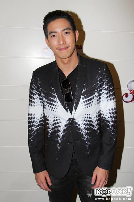โตโน่ ภาคิน โตโน่ ภาคิน