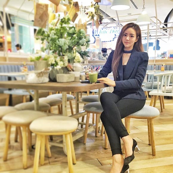 แนนนี่ Girly Berry แนนนี่ Girly Berry