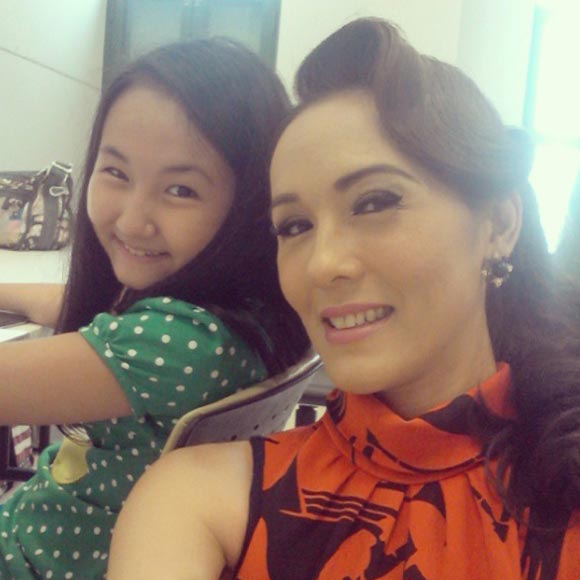 น้องคนดี ลูกสาว แวร์ โซว น้องคนดี ลูกสาว แวร์ โซว