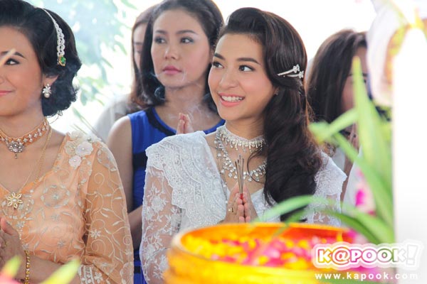 บวงสรวงละคร เพชรกลางไฟ ชั่วโมงต้องมนต์ บวงสรวงละคร เพชรกลางไฟ ชั่วโมงต้องมนต์