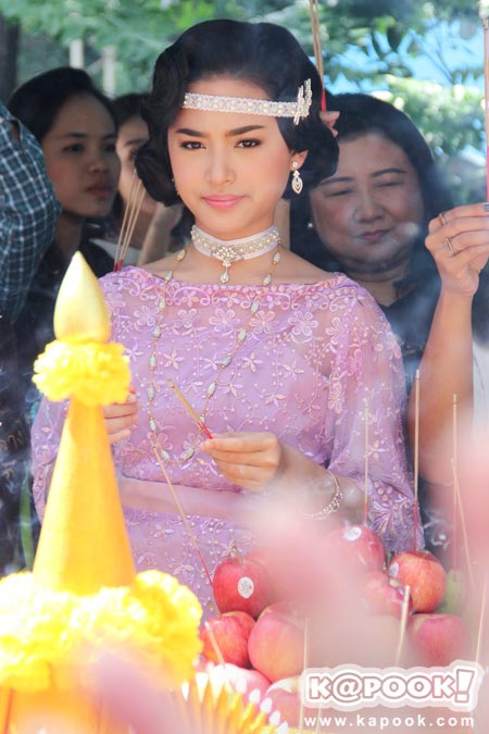 บวงสรวงละคร เพชรกลางไฟ ชั่วโมงต้องมนต์ บวงสรวงละคร เพชรกลางไฟ ชั่วโมงต้องมนต์