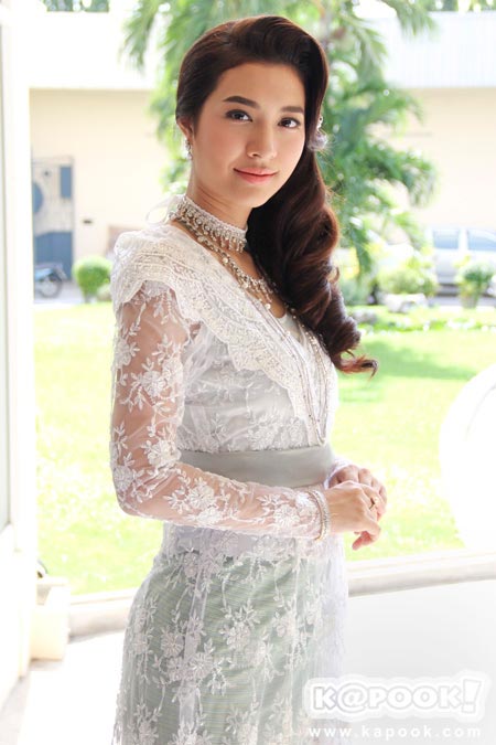 บวงสรวงละคร เพชรกลางไฟ ชั่วโมงต้องมนต์ บวงสรวงละคร เพชรกลางไฟ ชั่วโมงต้องมนต์
