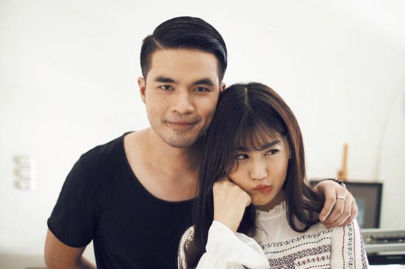 เฟย์ พรปวีณ์ เล่น mv ทุกครั้งที่ฟัง เฟย์ พรปวีณ์ เล่น mv ทุกครั้งที่ฟัง
