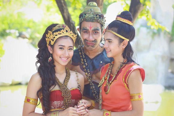 น้ำผึ้ง ธนภัทร น้ำผึ้ง ธนภัทร