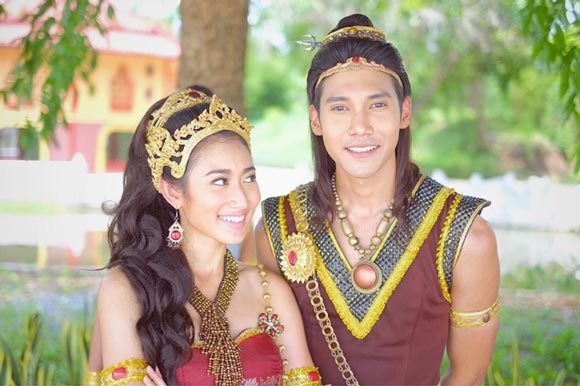 นางเอก สี่ยอดกุมาร เวอร์ชั่นถอดรูป นางเอก สี่ยอดกุมาร เวอร์ชั่นถอดรูป