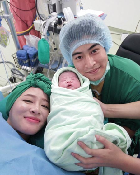 พัตเตอร์ พัดชา คลอดลูกสาว พัตเตอร์ พัดชา คลอดลูกสาว