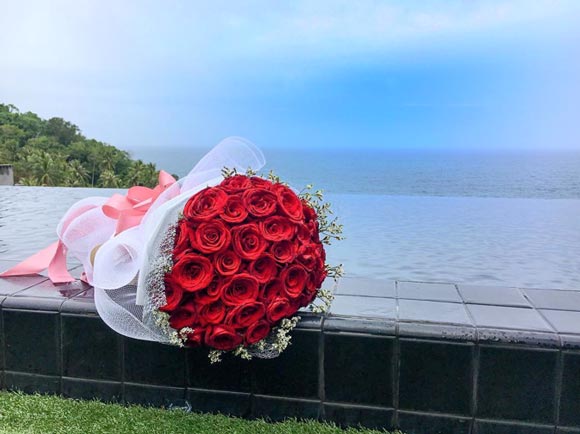 เดียร์ ไอซ์ เดียร์ ไอซ์