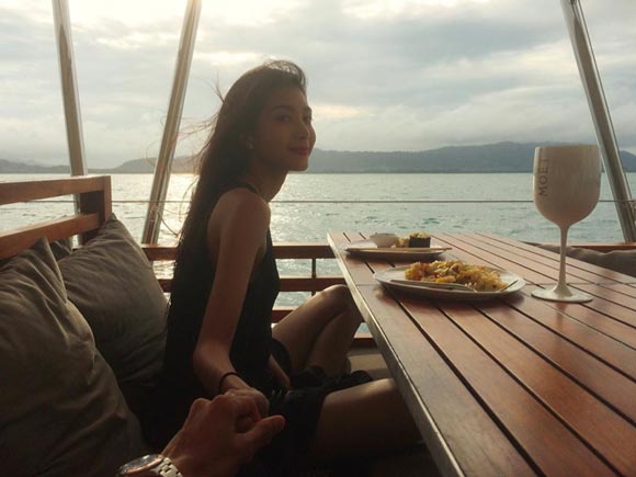 เดียร์ ไอซ์ เดียร์ ไอซ์