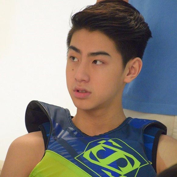 เจ เจตริน ครอบครัว เจ เจตริน ครอบครัว