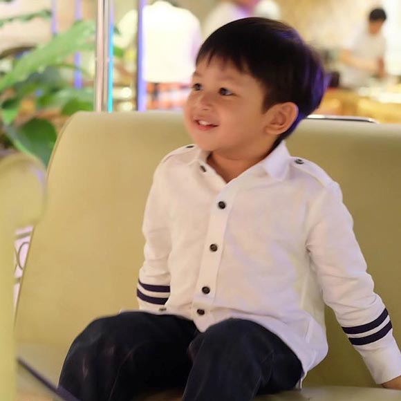 เป้ย ปานวาด เป้ย ปานวาด