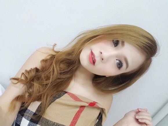 สเตฟาน อัพสเตตัส ดีเจสาวอกโต สเตฟาน อัพสเตตัส ดีเจสาวอกโต