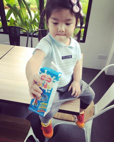 น้องมะลิ น้องมะลิ