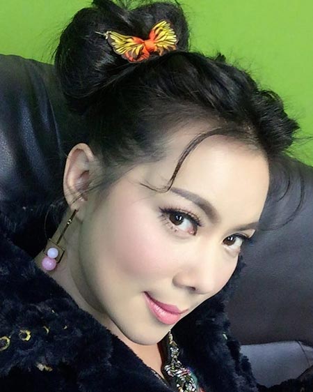 เจนี่ บุ๋ม เจนี่ บุ๋ม