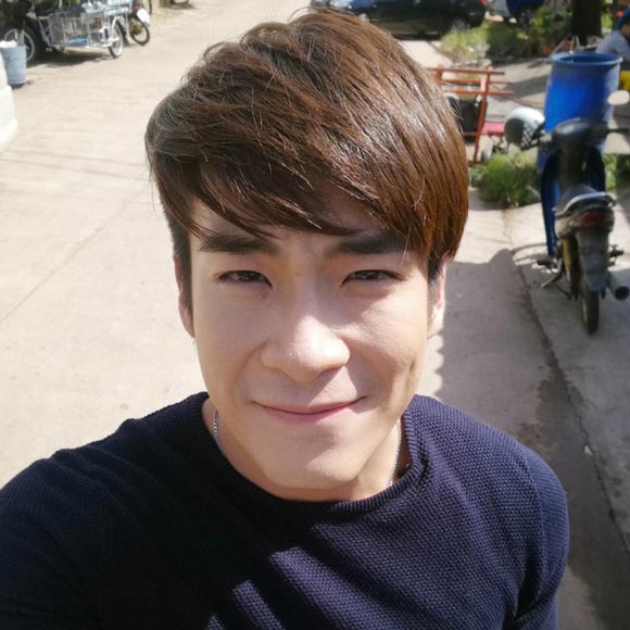 อาเล็ก ธีรเดช อาเล็ก ธีรเดช