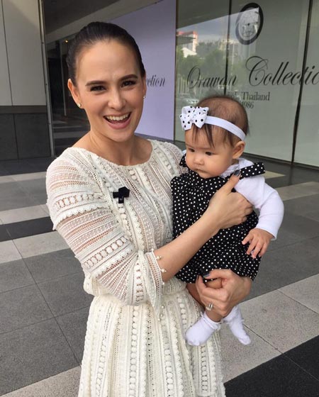 แอน อลิชา แอน อลิชา