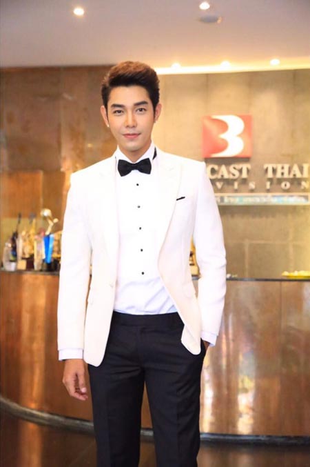 อาร์ต พศุตม์ อาร์ต พศุตม์