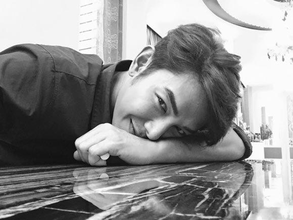 อาร์ต พศุตม์ อาร์ต พศุตม์