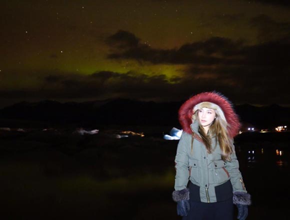 ฟลุค นาตาลี ออกทริปล่าแสงเหนือ ฟลุค นาตาลี ออกทริปล่าแสงเหนือ