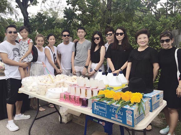 ใหญ่ ฝันดี ภูมิใจ หลัง น้องจินนี่ มาเป็นจิตอาสา ใหญ่ ฝันดี ภูมิใจ หลัง น้องจินนี่ มาเป็นจิตอาสา