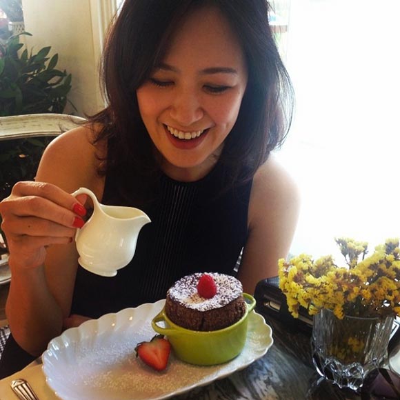 ปะวัติ จ๋า อลิสา พันธุศักดิ์ ปะวัติ จ๋า อลิสา พันธุศักดิ์