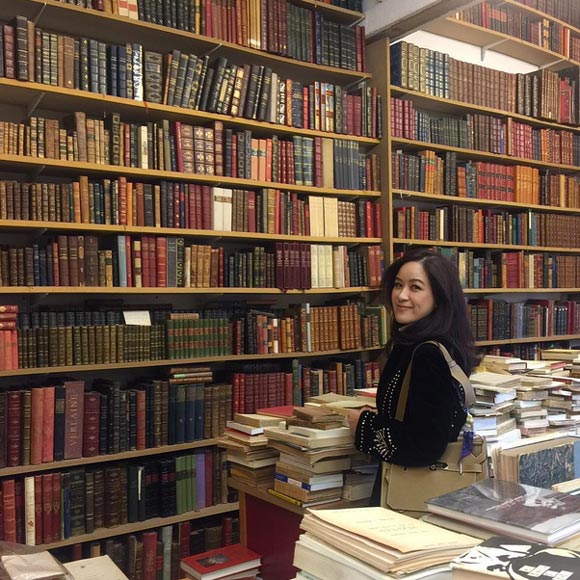 ปะวัติ จ๋า อลิสา พันธุศักดิ์ ปะวัติ จ๋า อลิสา พันธุศักดิ์