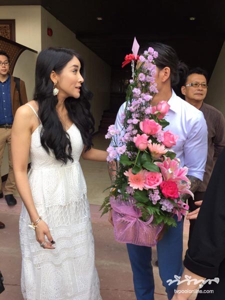 ใหม่ สุคนธวา ใหม่ สุคนธวา