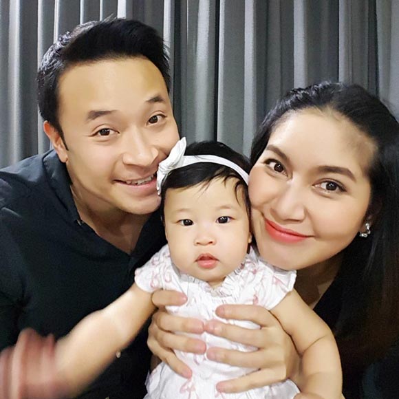 น้องปริม ลูกสาวเบนซ์ มิค น้องปริม ลูกสาวเบนซ์ มิค