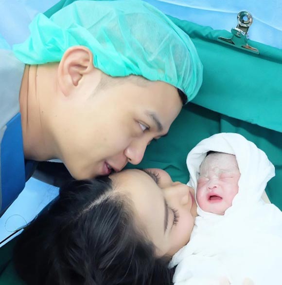 น้องเจ้าขา ลูกสาวกระแต หลุยส์ น้องเจ้าขา ลูกสาวกระแต หลุยส์