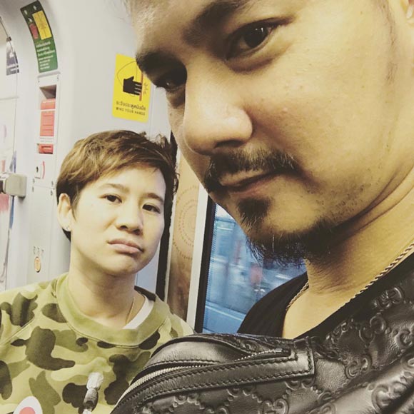 เวฟ สาริน บุ้ง สะธี เวฟ สาริน บุ้ง สะธี