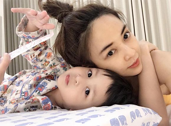 แม่ลูกดารา แม่ลูกดารา