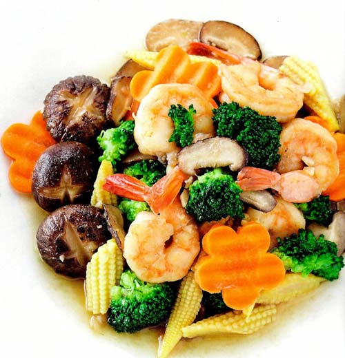 ผัดผักรวมกุ้งสด อาหารเด็ก ผัดผักรวมกุ้งสด อาหารเด็ก