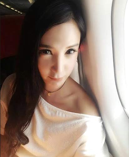 เปิ้ล ไอริณ เปิ้ล ไอริณ