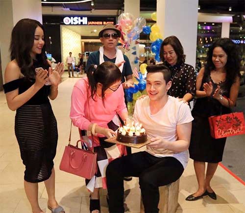 อินดี้ อินทัช วาววา อินดี้ อินทัช วาววา