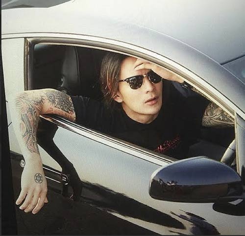 แทค ภรัณยู แทค ภรัณยู