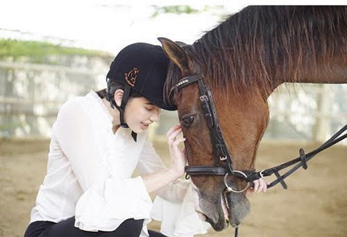 ใหม่ ดาวิกา ใหม่ ดาวิกา