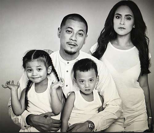 นานา ไรบีนา นานา ไรบีนา