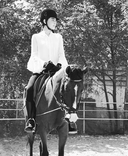 ใหม่ ดาวิกา ใหม่ ดาวิกา