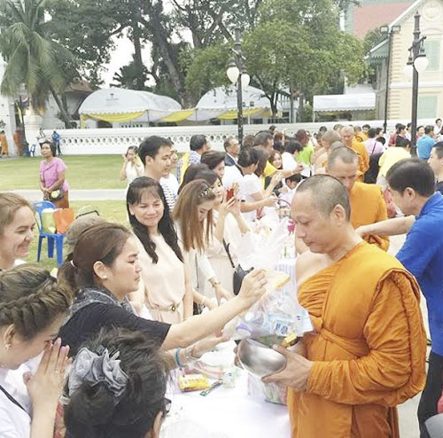 พระเปิ้ล นาคร พระเปิ้ล นาคร