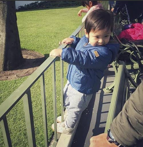 ติ๊ก เจษฎาภรณ์ น้องเต็นท์ ติ๊ก เจษฎาภรณ์ น้องเต็นท์