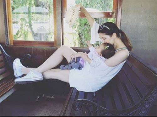 น้องเอวาลีน ลูกสาว อั๋น ศราวุธ เจนนิเฟอร์ น้องเอวาลีน ลูกสาว อั๋น ศราวุธ เจนนิเฟอร์