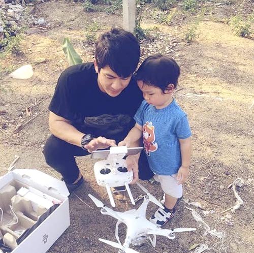 ติ๊ก เจษฎาภรณ์ น้องเต็นท์ ติ๊ก เจษฎาภรณ์ น้องเต็นท์