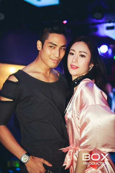 งานวันเกิดใบเตย อาร์สยาม งานวันเกิดใบเตย อาร์สยาม