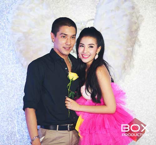 งานวันเกิดใบเตย อาร์สยาม งานวันเกิดใบเตย อาร์สยาม