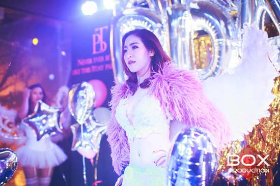 งานวันเกิดใบเตย อาร์สยาม งานวันเกิดใบเตย อาร์สยาม