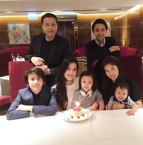 โบ ชญาดา แบงค์ ร.อ.กฤชพล เศวตนันท์ โบ ชญาดา แบงค์ ร.อ.กฤชพล เศวตนันท์