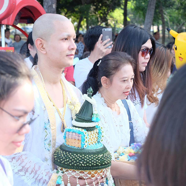 กัน เดอะสตาร์ บวช กัน เดอะสตาร์ บวช